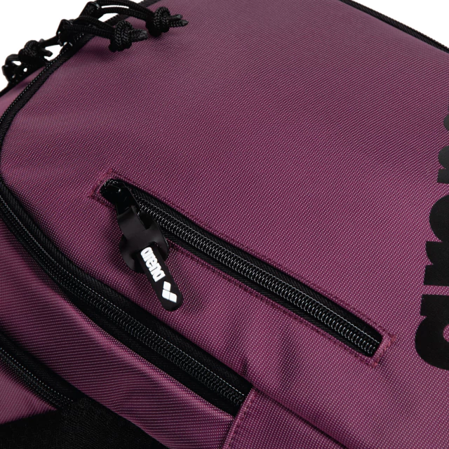 MOCHILA ARENA ALL SET 30 LITROS CIRUELA - Imagen 4