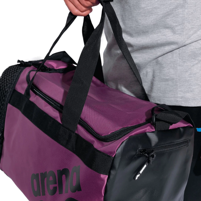 BOLSO ARENA ALL SET DUFFLE 40 LITROS CIRUELA - Imagen 4